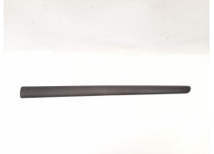 Recambio de moldura para citroen c3 1.4 hdi premier referencia OEM IAM 9637992477  