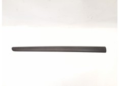 Recambio de moldura para citroen c3 1.4 hdi premier referencia OEM IAM 9637992577  