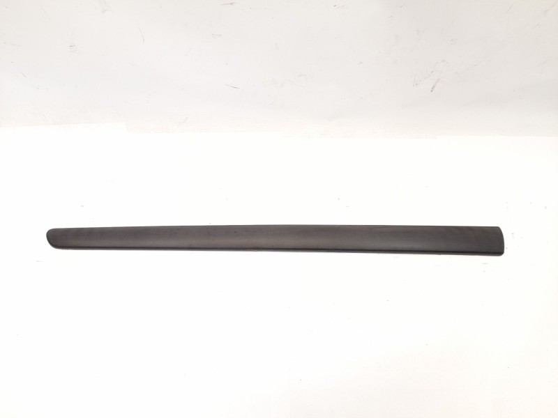 Recambio de moldura para citroen c3 1.4 hdi premier referencia OEM IAM 9637992577  