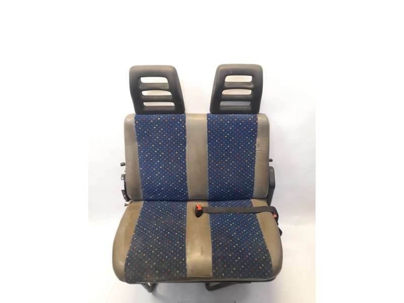 ASIENTO DELANTERO DERECHO 