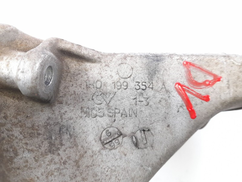 Recambio de soporte motor para seat ibiza ii (6k1) 1.9 d referencia OEM IAM 1H0199354A  