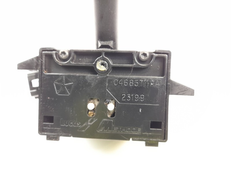 Recambio de mando intermitentes para chrysler voyager (rg) 2.5 crd cat referencia OEM IAM 04685711AA  