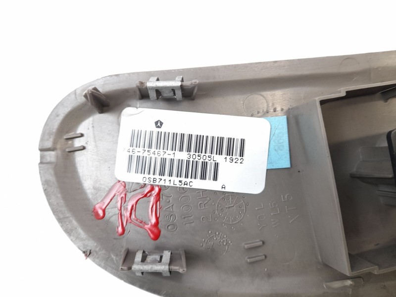 Recambio de mando elevalunas delantero derecho para chrysler voyager (rg) 2.5 crd cat referencia OEM IAM 746754671  