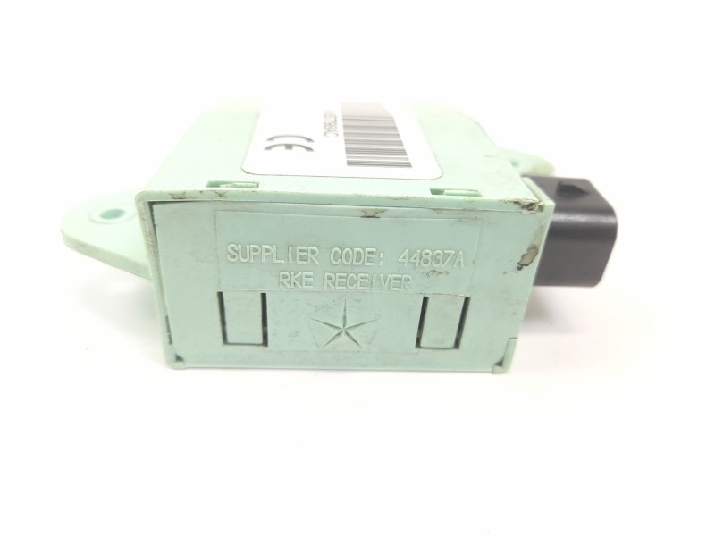 Recambio de centralita inmovilizador para chrysler voyager (rg) 2.5 crd cat referencia OEM IAM P04686798AC  