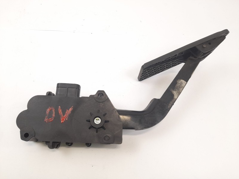 Recambio de pedal acelerador para chrysler voyager (rg) 2.5 crd cat referencia OEM IAM P04861650AB  