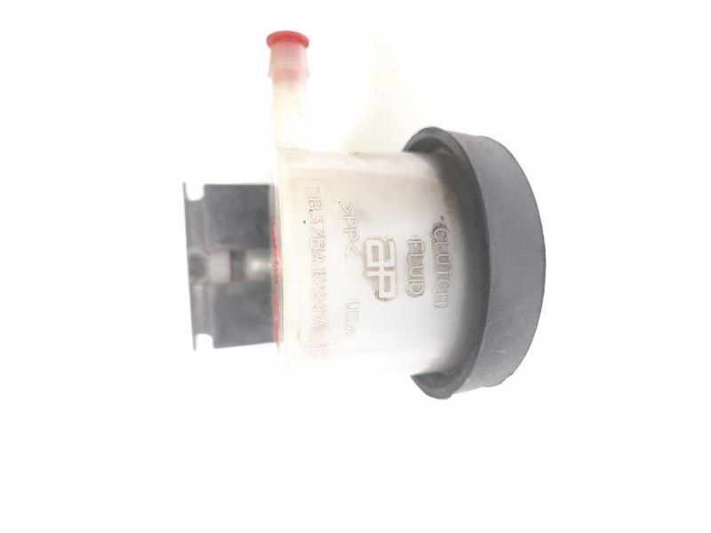 Recambio de deposito liquido frenos para chrysler voyager (rg) 2.5 crd cat referencia OEM IAM DB37BA1024A  