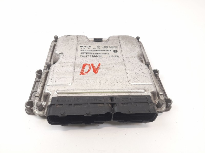 Recambio de centralita motor uce para chrysler voyager (rg) 2.5 crd cat referencia OEM IAM P04727665AB  