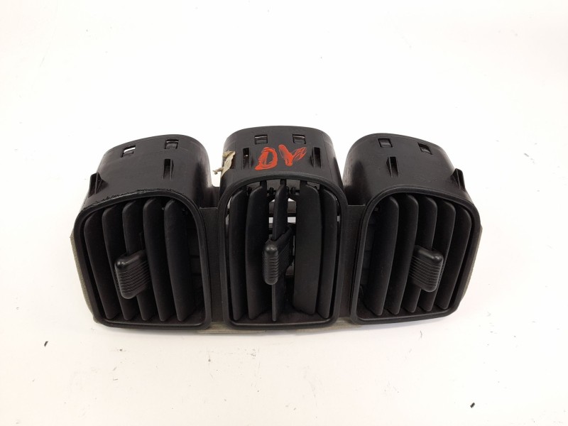 Recambio de rejilla del aire delantera central para chrysler voyager (rg) 2.5 crd cat referencia OEM IAM 05009038AA  