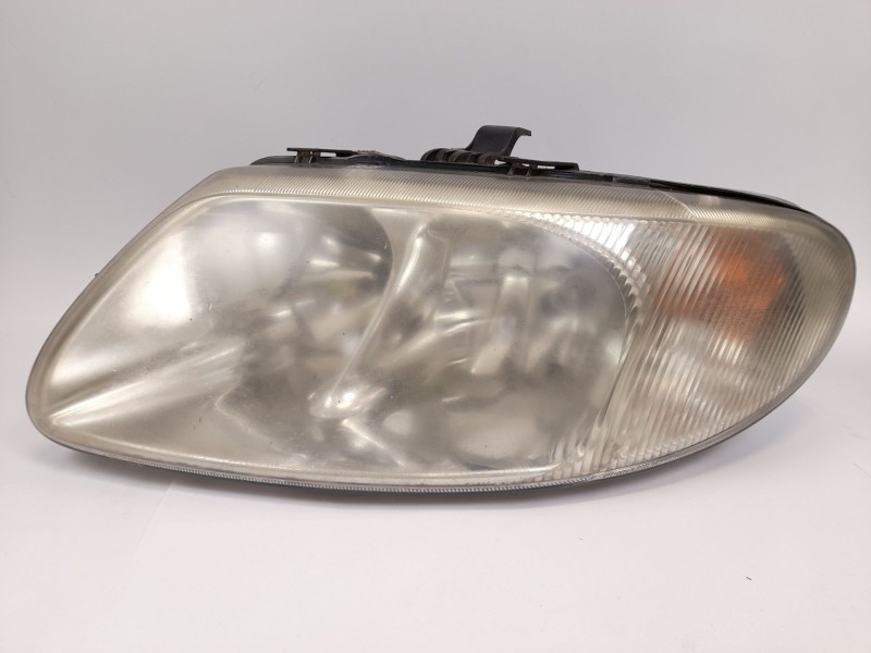 Recambio de faro izquierdo para chrysler voyager (rg) 2.5 crd cat referencia OEM IAM 5870100000  