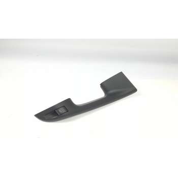 MANDO ELEVALUNAS TRASERO DERECHO L4867372A 4B0959855 