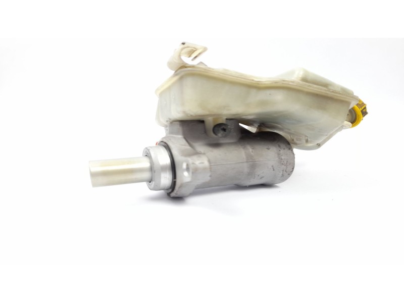Recambio de bomba freno para ford fiesta (cbk) 1.4 tdci cat referencia OEM IAM 41230130  