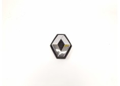 Recambio de emblema para renault scenic ii 1.9 dci diesel referencia OEM IAM 8200115115  