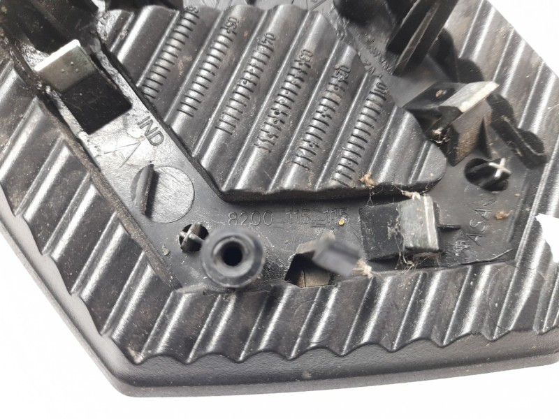 Recambio de emblema para renault scenic ii 1.9 dci diesel referencia OEM IAM 8200115115  