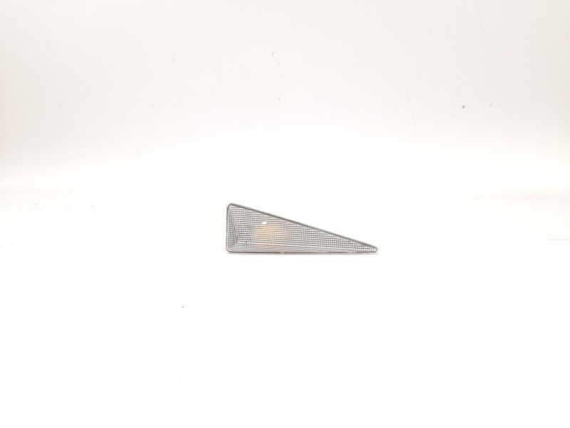 Recambio de piloto lateral izquierdo para renault scenic ii 1.9 dci diesel referencia OEM IAM 8200027150  0215100