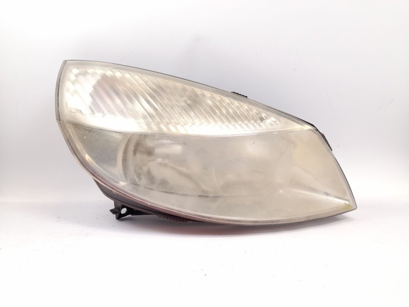 Recambio de faro derecho para renault scenic ii 1.9 dci diesel referencia OEM IAM 15810400RE  