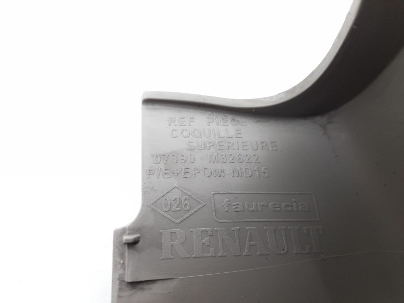 Recambio de moldura para renault scenic ii 1.9 dci diesel referencia OEM IAM 07390M32622  