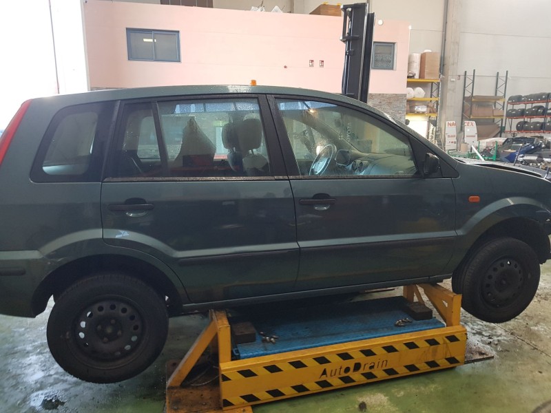 ford fusion (cbk) del año 2004