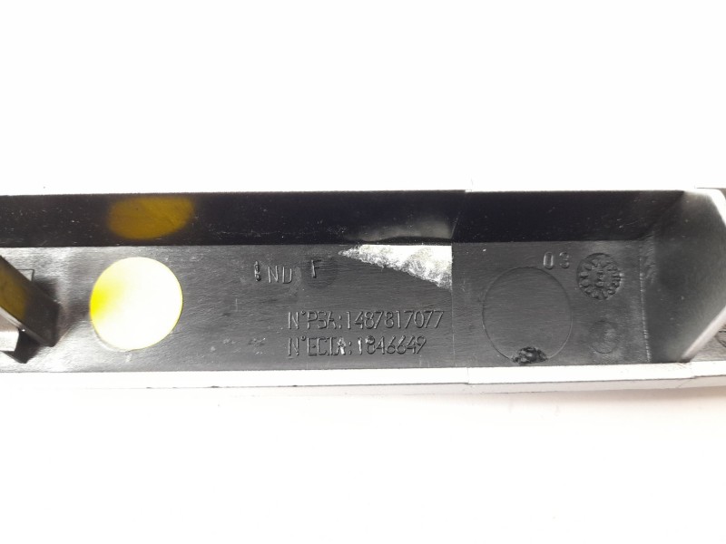 Recambio de moldura para fiat ulysse (179_) 2.2 jtd referencia OEM IAM 1487817077  1846649
