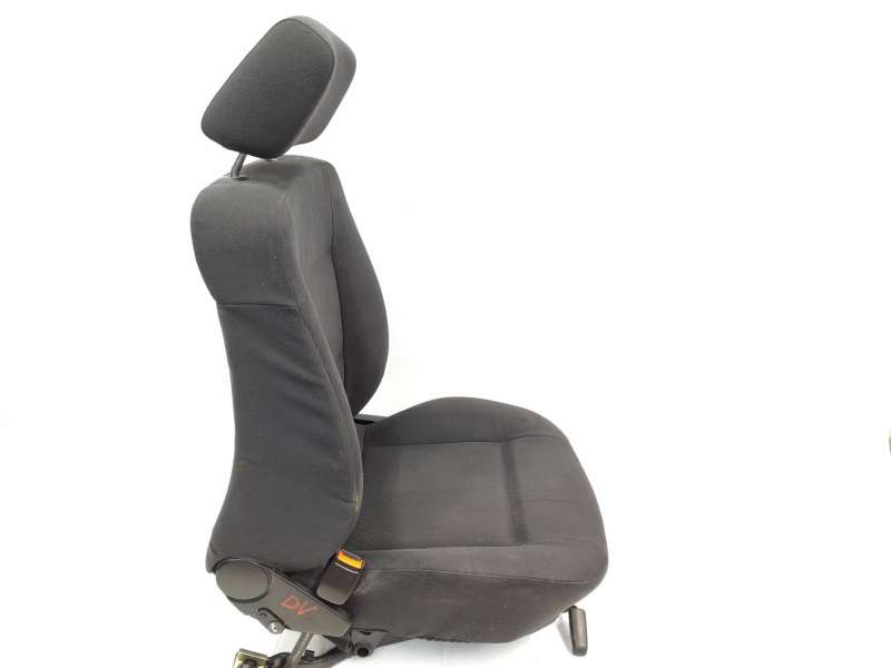 ASIENTO DELANTERO IZQUIERDO 