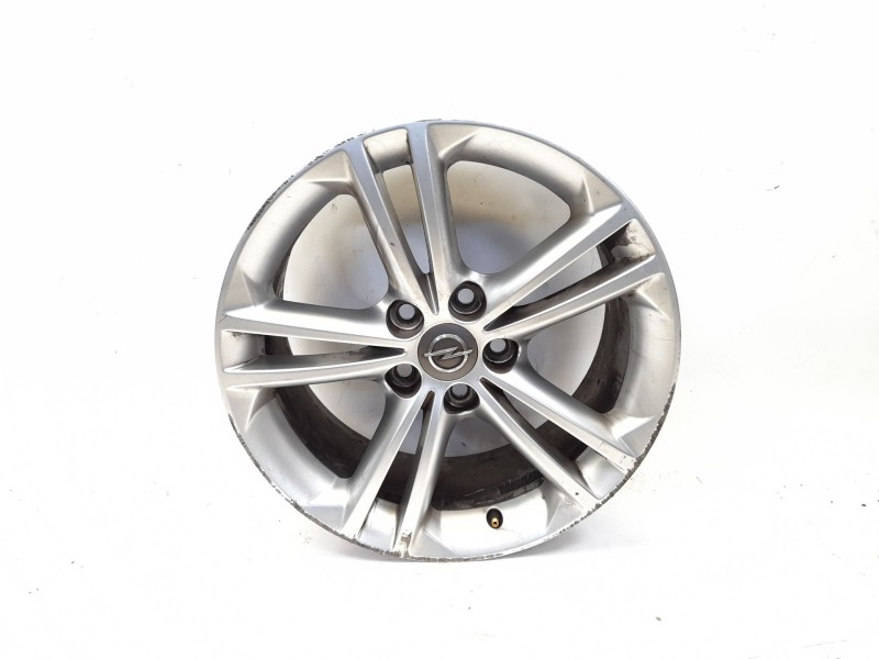 Recambio de llanta para opel insignia berlina edition referencia OEM IAM 13235011  