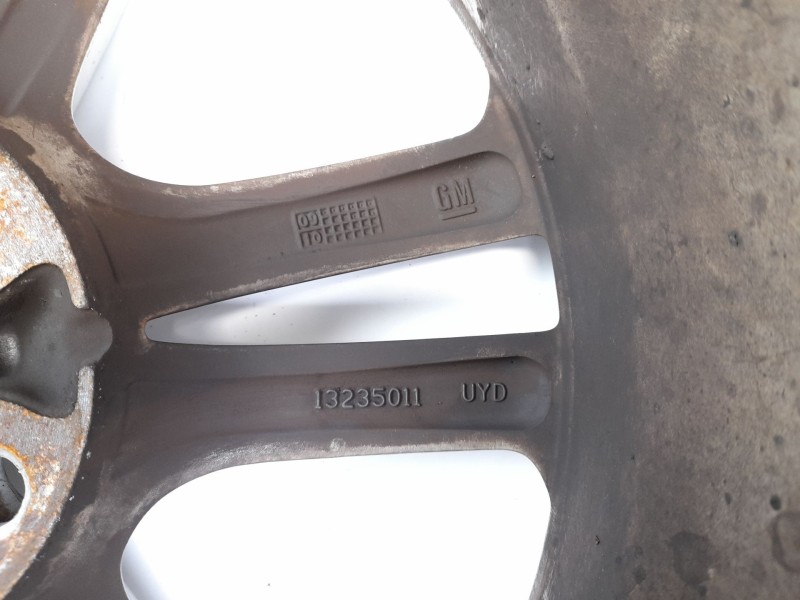 Recambio de llanta para opel insignia berlina edition referencia OEM IAM 13235011  