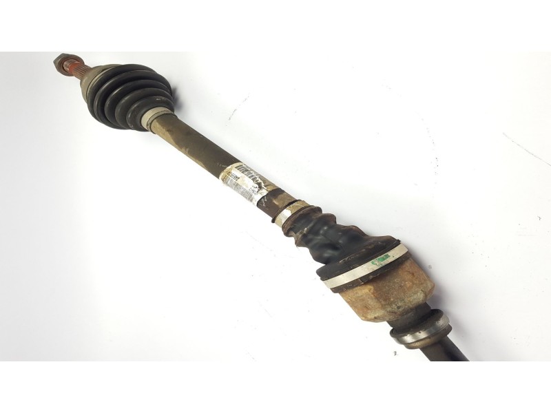 Recambio de transmision delantera derecha para peugeot 3008 1.6 hdi fap referencia OEM IAM 9684135480  