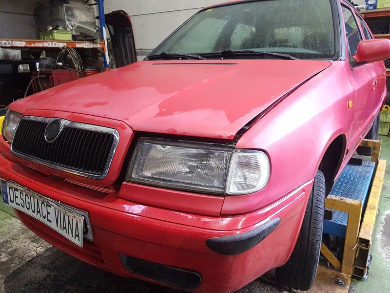skoda felicia berlina ( 791) del año 1998