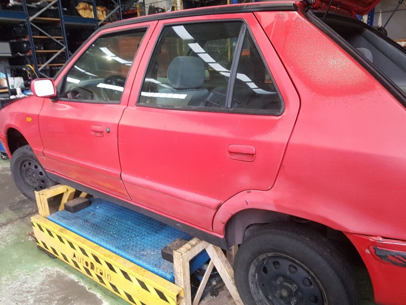 skoda felicia berlina ( 791) del año 1998
