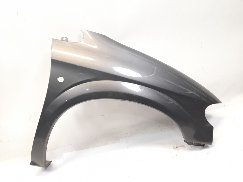 Recambio de aleta delantera derecha para chrysler voyager (rg) 2.5 crd cat referencia OEM IAM   