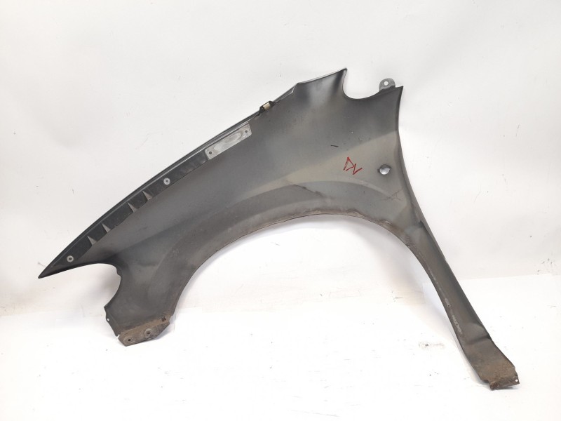 Recambio de aleta delantera derecha para chrysler voyager (rg) 2.5 crd cat referencia OEM IAM   