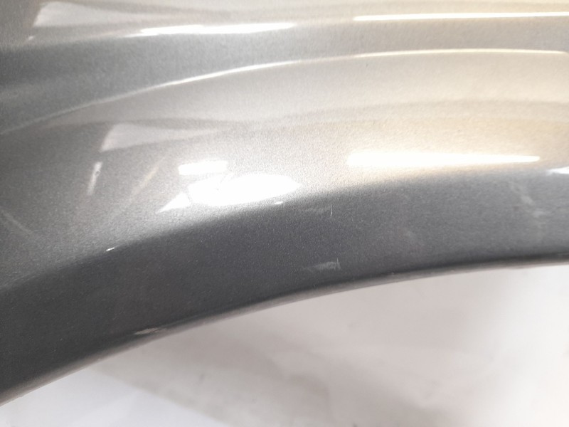 Recambio de aleta delantera izquierda para chrysler voyager (rg) 2.5 crd cat referencia OEM IAM   