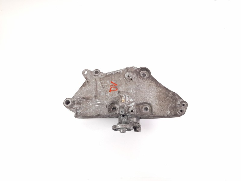 Recambio de soporte alternador para renault scenic ii 1.9 dci diesel referencia OEM IAM 8200100148  