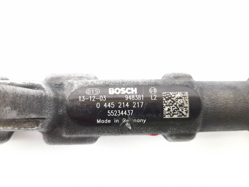 Recambio de rampa inyectora para fiat doblo ii cargo (263) furgón base referencia OEM IAM 55234437  0445214217