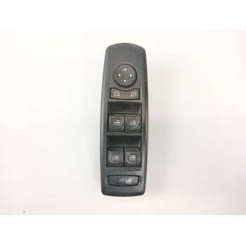 MANDO ELEVALUNAS DELANTERO IZQUIERDO 809610007R 