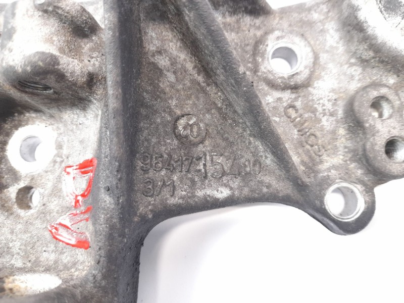 Recambio de soporte alternador para citroen c3 1.4 hdi premier referencia OEM IAM 9641715480  