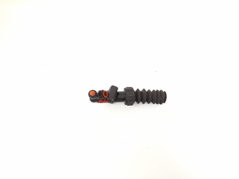 Recambio de bombin embrague para citroen c3 1.4 hdi premier referencia OEM IAM   