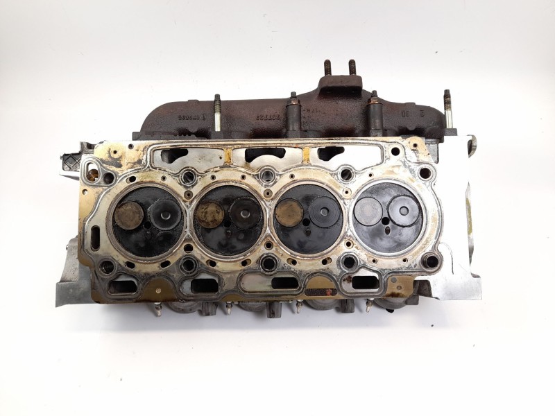 Recambio de culata para citroen c3 1.4 hdi premier referencia OEM IAM 9636896880  