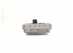 Recambio de caja reles / fusibles para citroen jumper furgon 2.2hdi 120 referencia OEM IAM 406626   2