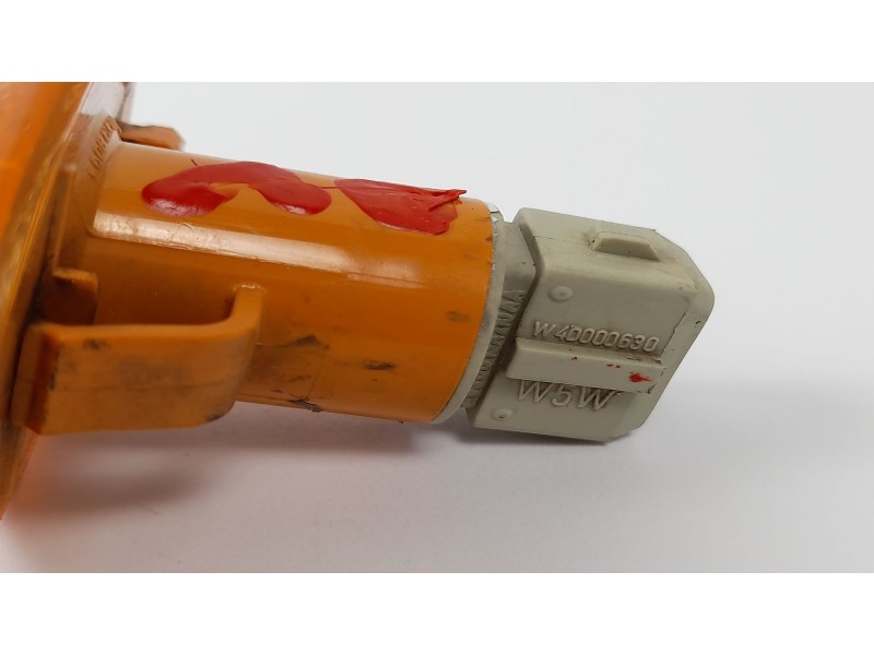 Recambio de piloto lateral derecho para ford transit autobús (e_ _) 2.0 di (f_e_, f_f_, f_g_) referencia OEM IAM W40000630 F6081