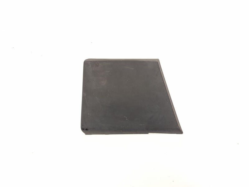 Recambio de moldura para citroen jumper furgon 2.2hdi 120 referencia OEM IAM 1306893070  