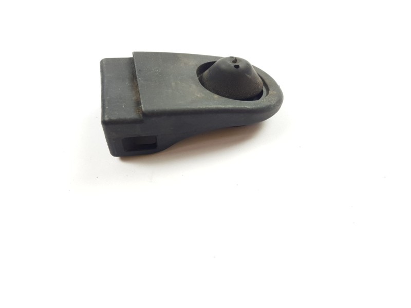 Recambio de moldura para peugeot 3008 1.6 hdi fap referencia OEM IAM 9628677880  
