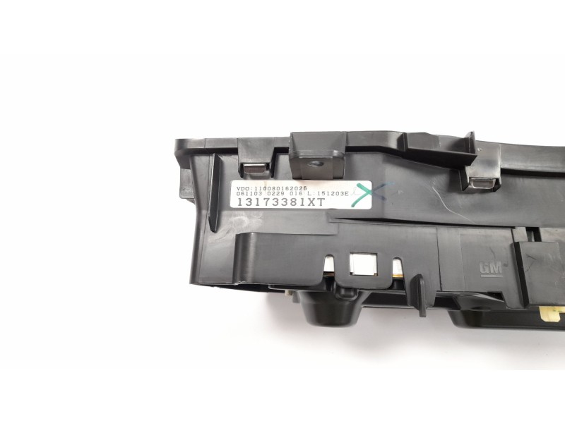 Recambio de cuadro instrumentos para opel meriva enjoy referencia OEM IAM 13173381XT  
