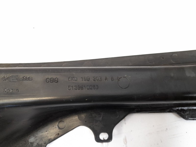 Recambio de travesaño inferior para seat ibiza ii (6k1) 1.9 d referencia OEM IAM 6K0199203A  