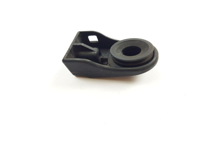 Recambio de moldura para peugeot 3008 1.6 hdi fap referencia OEM IAM 9628677880  
