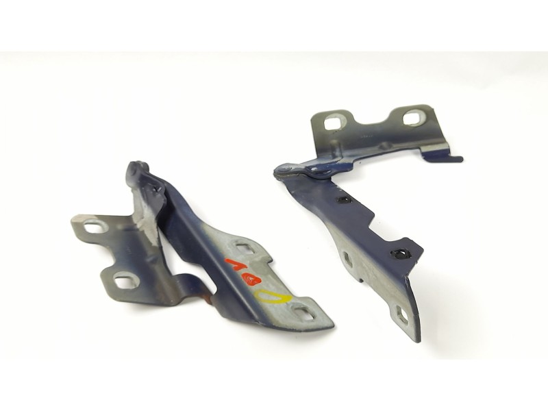 Recambio de bisagra para renault clio ii fase i (b/cbo) 1.2 referencia OEM IAM 7700842680  