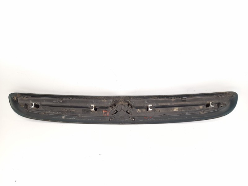 Recambio de rejilla delantera para citroen xsara picasso (n68) 2.0 hdi referencia OEM IAM 9632099177  2456S010