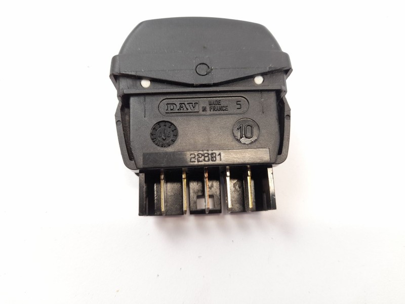 Recambio de mando elevalunas delantero derecho para citroen xsara picasso (n68) 2.0 hdi referencia OEM IAM 22681  