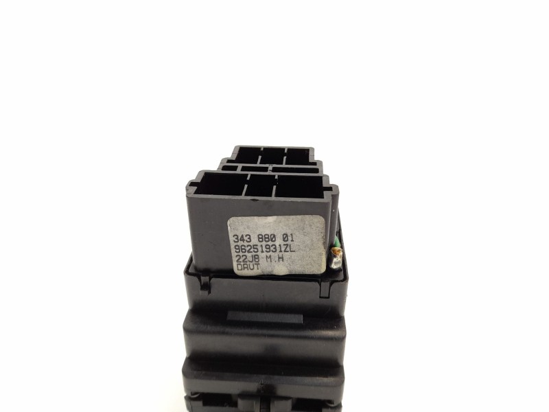 Recambio de mando intermitentes para citroen xsara(n1) 2.0 hdi referencia OEM IAM 96251931ZL  34388001