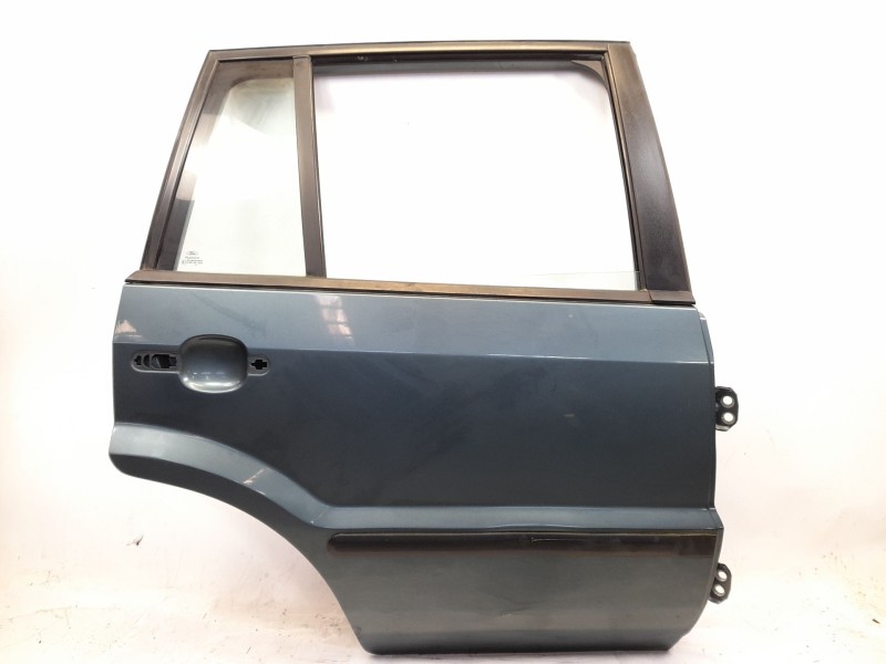 Recambio de puerta trasera derecha para ford fusion (cbk) ambiente referencia OEM IAM   