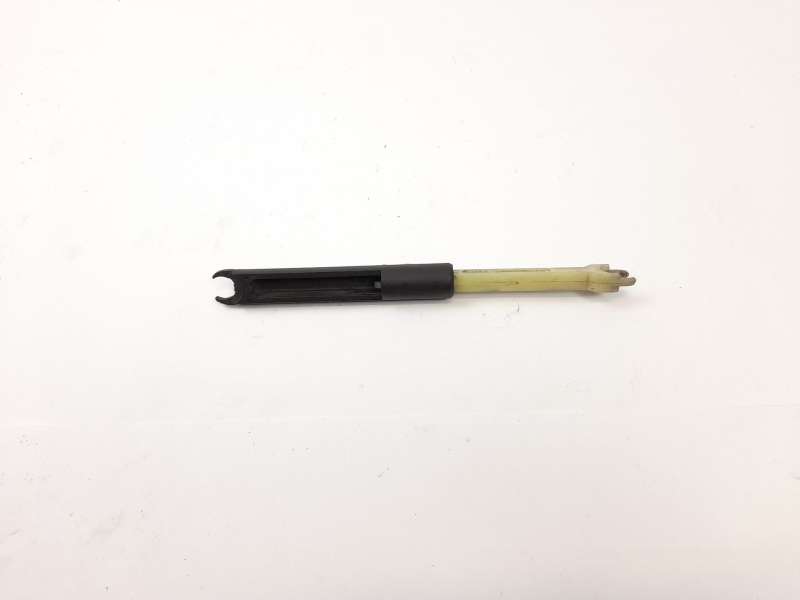 VARIOS 4M5AA16C826 